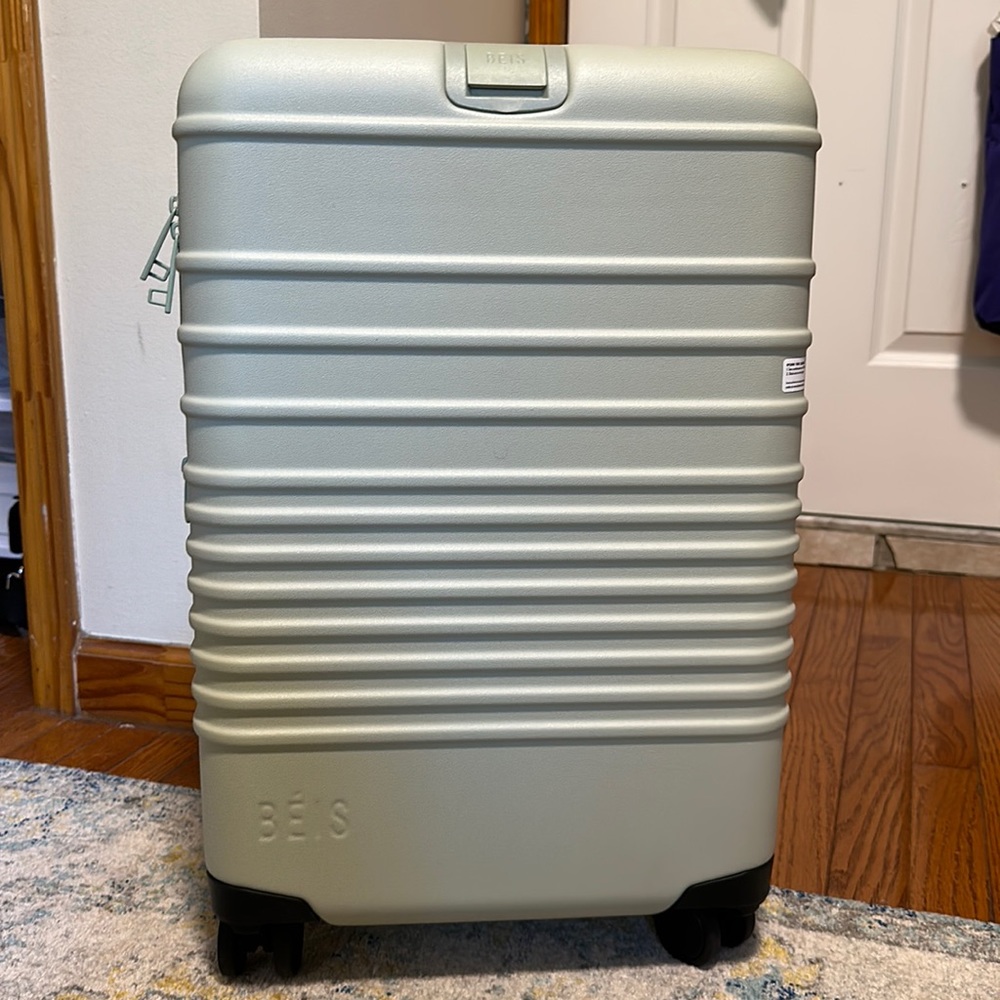 Brand new Beis 21” carry on luggage in matcha